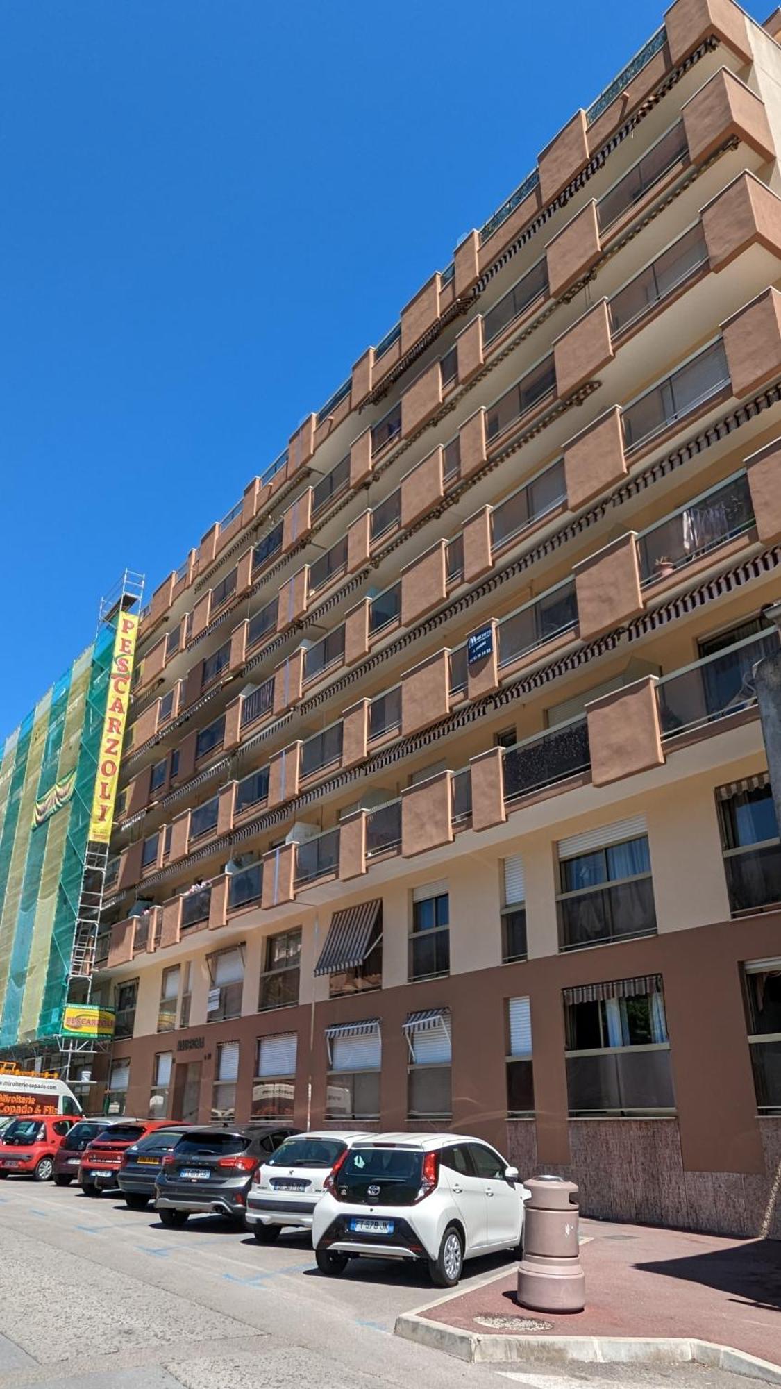 Apartment In Near Sea And Centre Menton